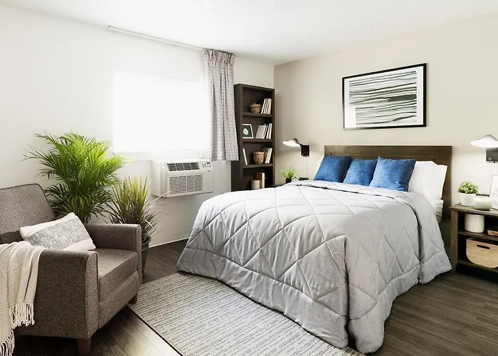 Intown Suites Extended Stay Dallas Tx - Park Central